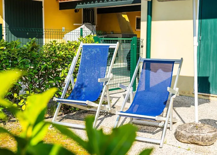 Townhouse With Garden And Pool In Appartamento *