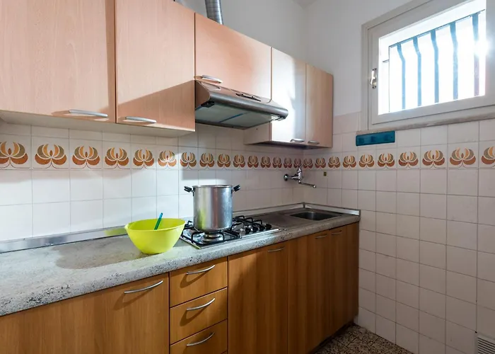 Townhouse With Garden And Pool In Бибионе